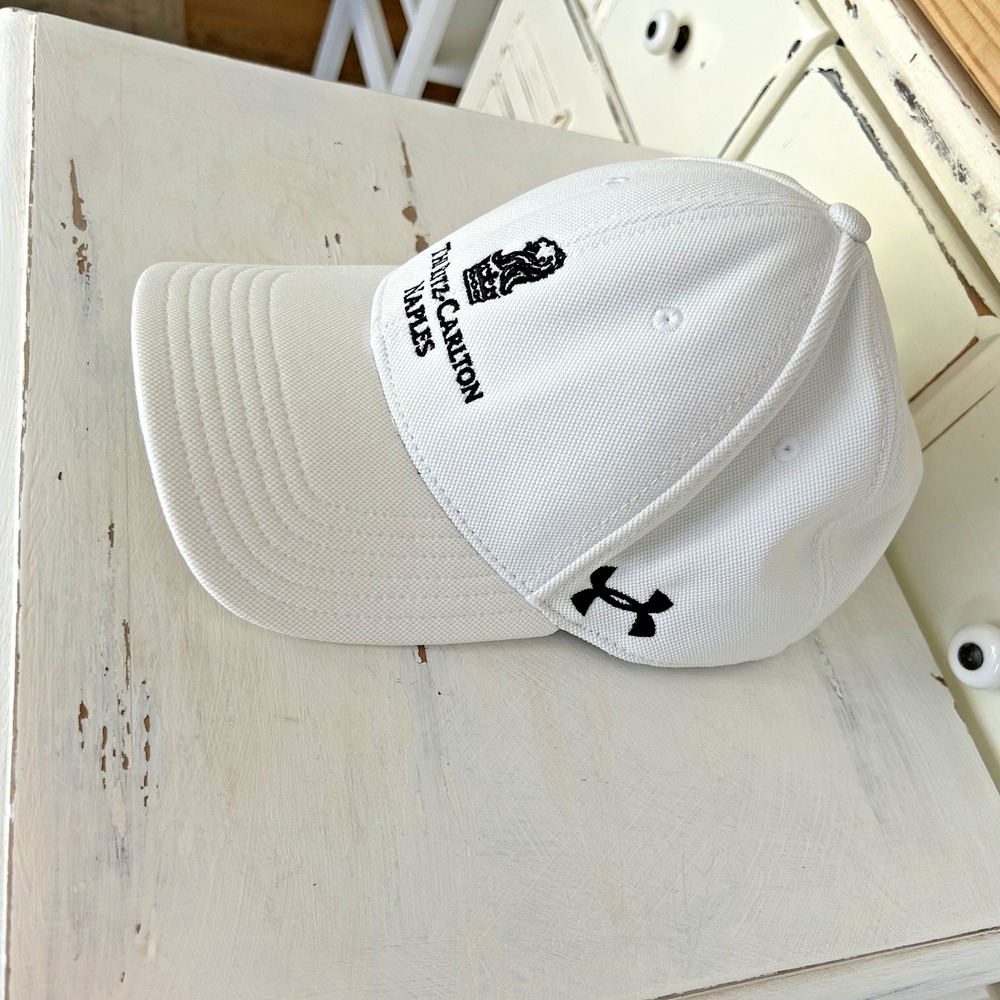 The Ritz Carlton Naples Under Armour Mens Hat Cap White Black Embroidered Med/Lg - Picture 2 of 11